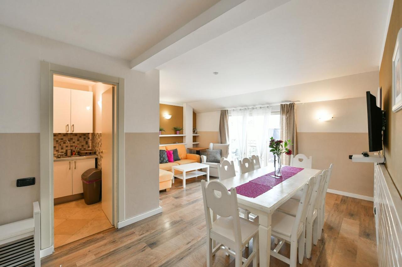 Central 3Bdr Penthouse With Terrace&Ac Praha