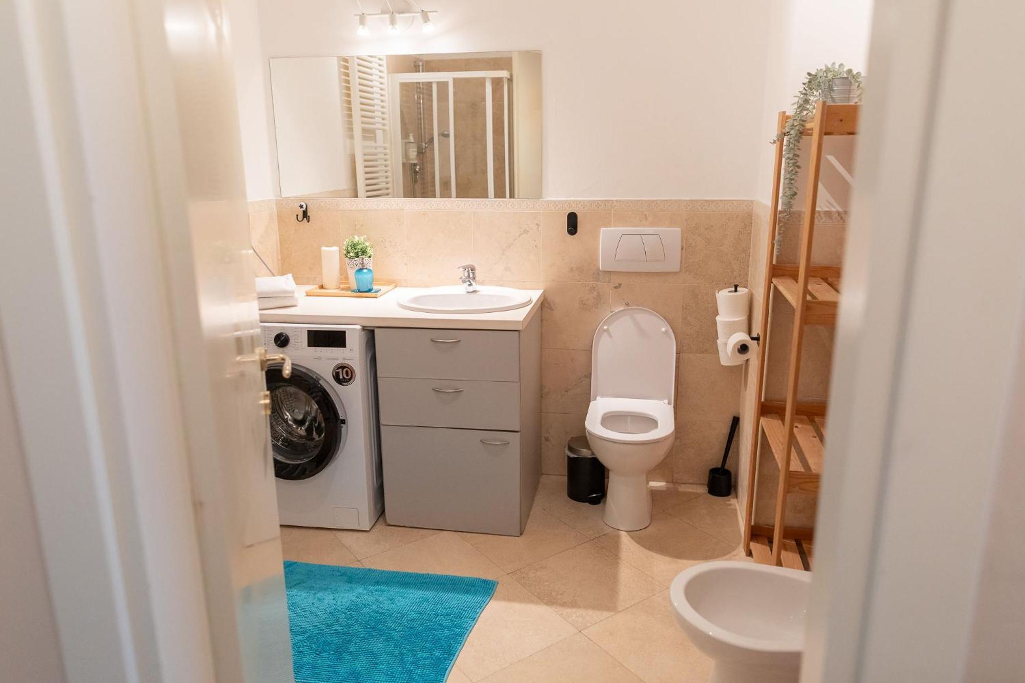 Central 3Bdr Penthouse With Terrace&Ac Prague